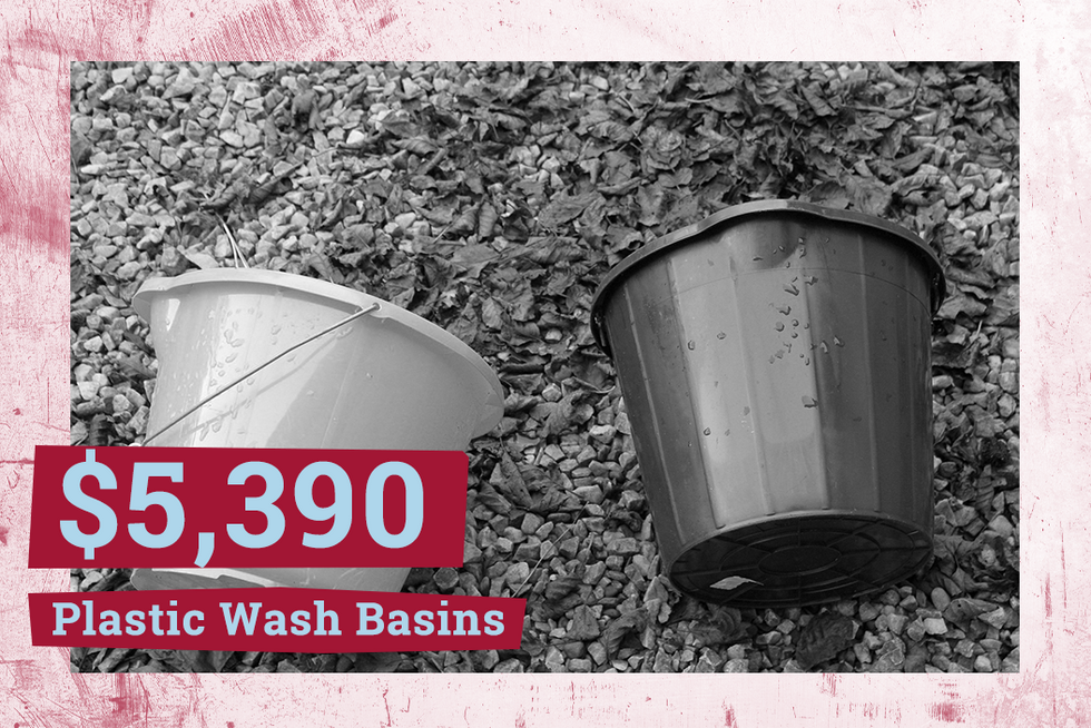 $5,390 Plastic Wash Basins