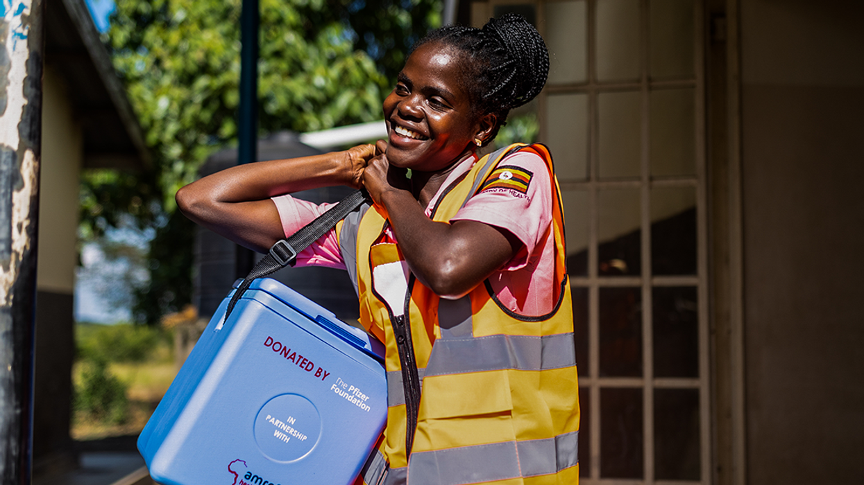 A community health worker participating in Amref’s outreach efforts in Arua, Uganda