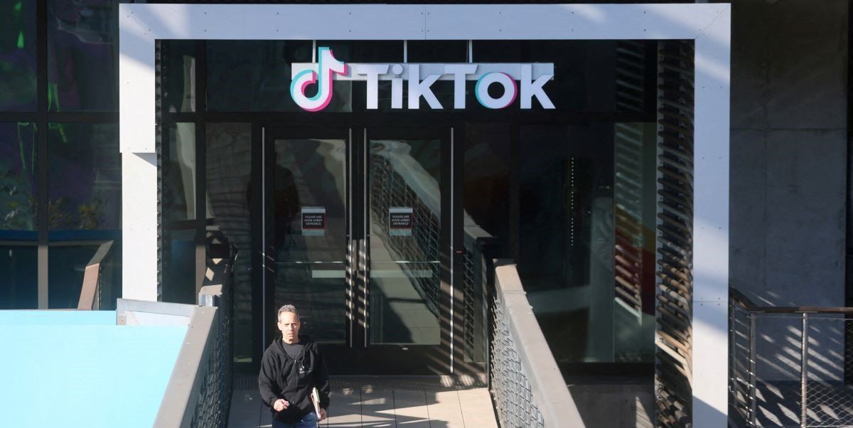 ​A man leaves the U.S. headquarters of the social media company TikTok in Culver City, California, U.S. January 17, 2025. 