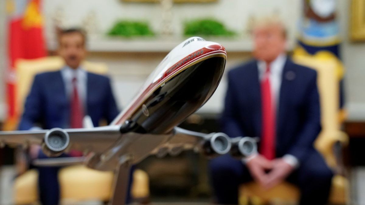 ​A model of the new Air Force One is seen as US President Donald Trump meets with Qatar Emir Sheikh Tamim bin Hamad Al-Thani at the White House in Washington, D.C., USA, on July 9, 2019.