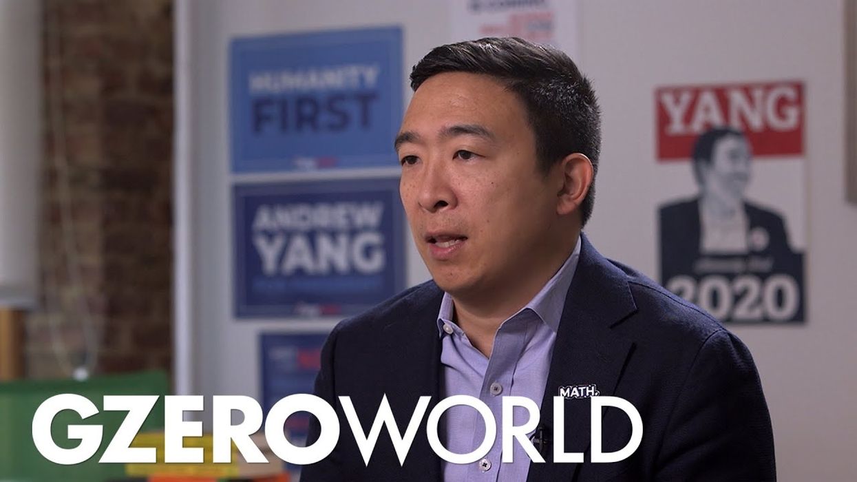 Andrew Yang calls out politicians who have their emails read to them