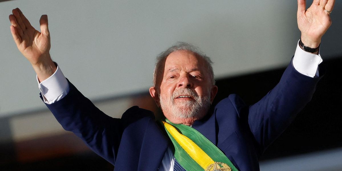 Lula e o novo Brasil: grandes planos, lua de mel curta
