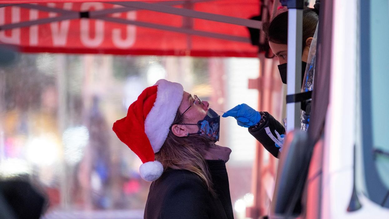 COVID-19 holiday update: The latest on the Omicron variant