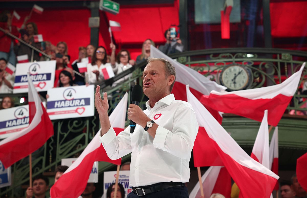 Donald Tusk, the leader of the largest opposition grouping Civic Coalition (KO), speaks at the meeting with women during election convention in Lodz, Poland, October 10, 2023.