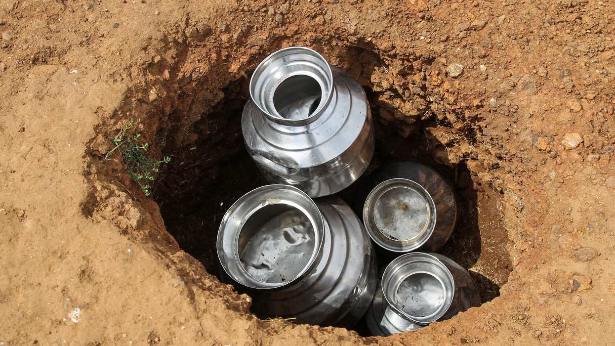 Hard Numbers: India’s record drought, privatized waterways, dripping wet smartphones, big oil meets little water