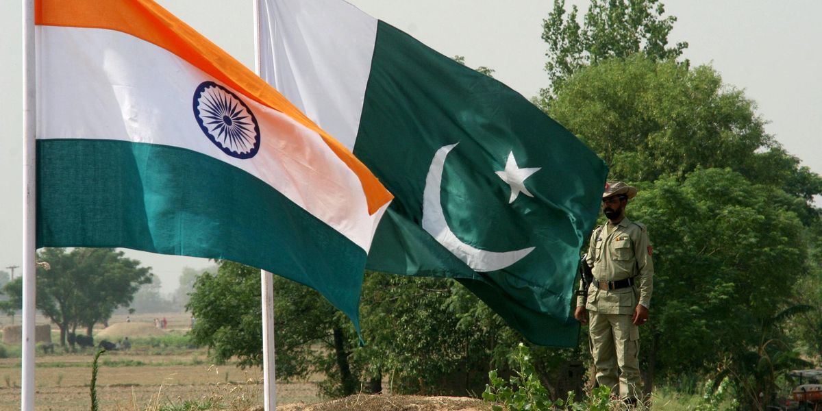 Co obserwujemy: Indie-Pakistan mówią o wodzie, Saudyjczycy zawieszają zawieszenie broni w Jemenie, polscy pisarze są w niebezpieczeństwie