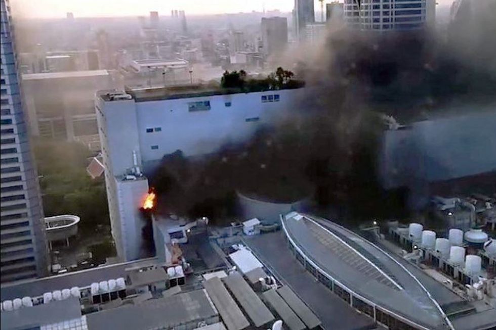 Fire at Bangkok mall kills 3