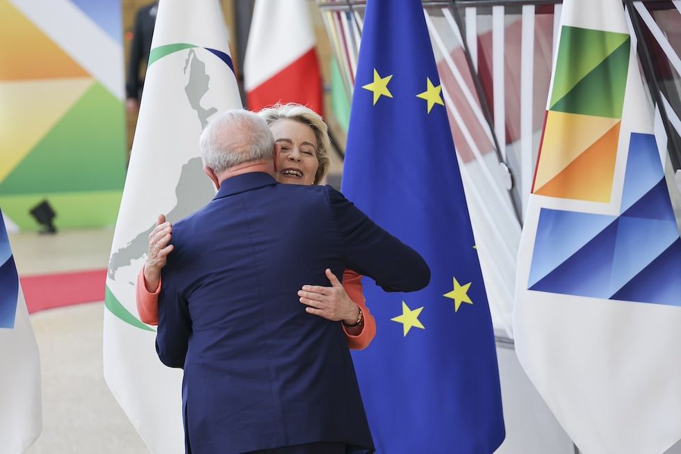 FILE PHOTO: Brazilian president Lula da Silva hugging Ursula von der Leyen the President of the European Commission at the 3rd EU-CELAC Summit in Brussels, Belgium on 17 July 2023.