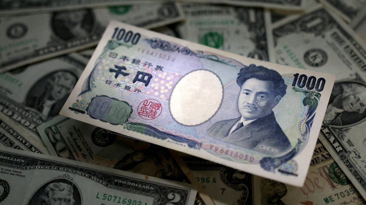 ​FILE PHOTO: Japanese Yen and U.S. dollar banknotes are seen in this illustration taken March 10, 2023. 