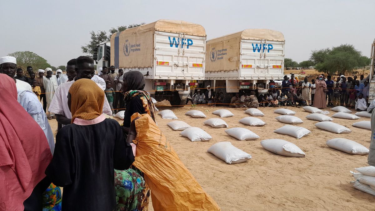 Fleeing Sudanese seek refuge in Chad.