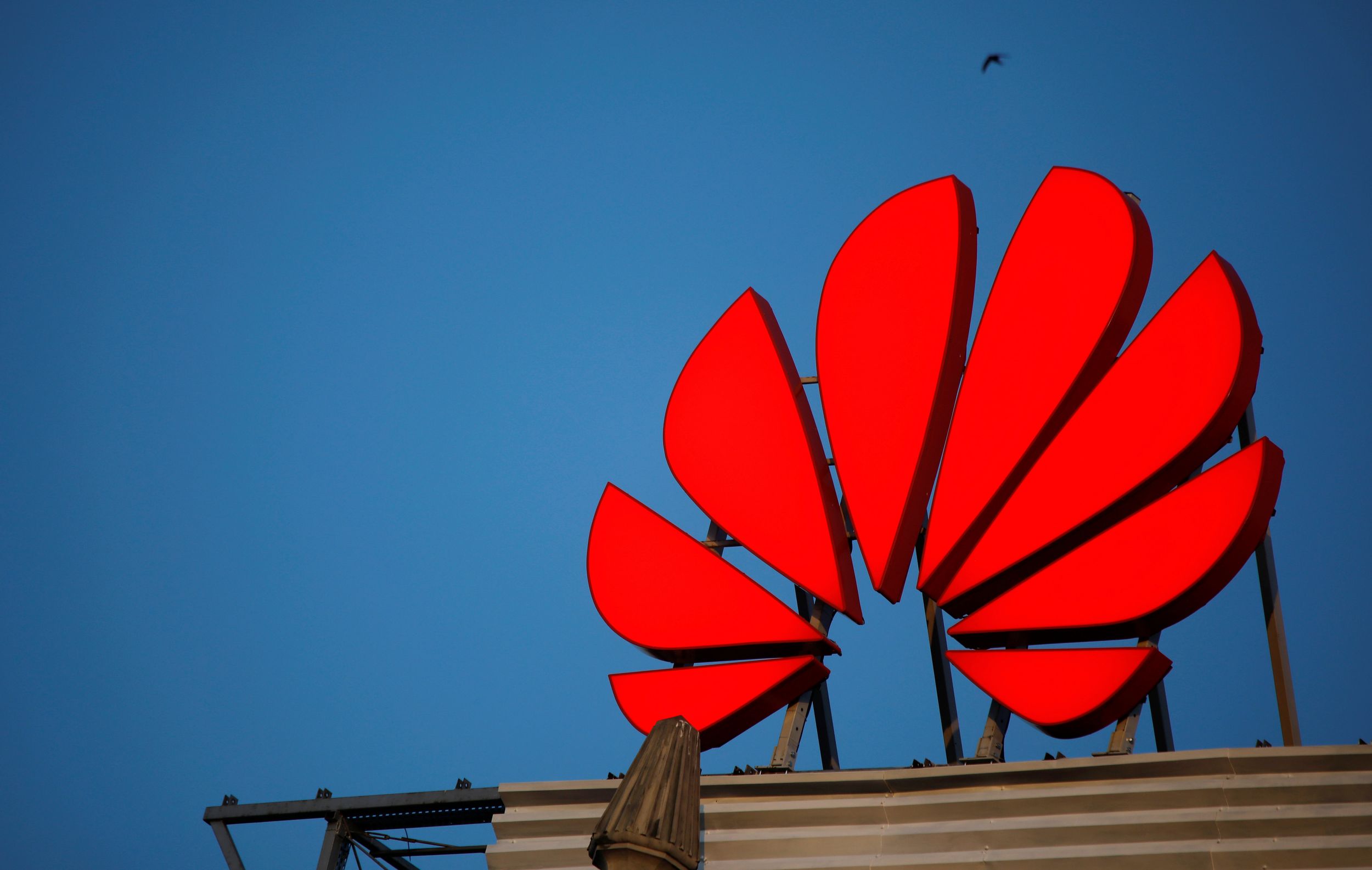 Trump Takes his Foot off Huawei’s Neck — and Catches Hell for it