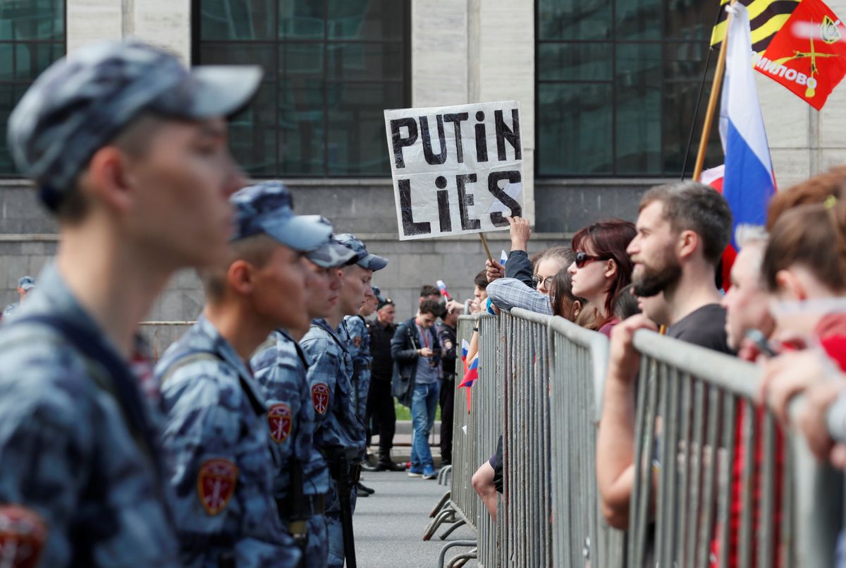 What We're Watching: Moscow Streets, Ukraine's Fresh Start, Hong Kong Thugs