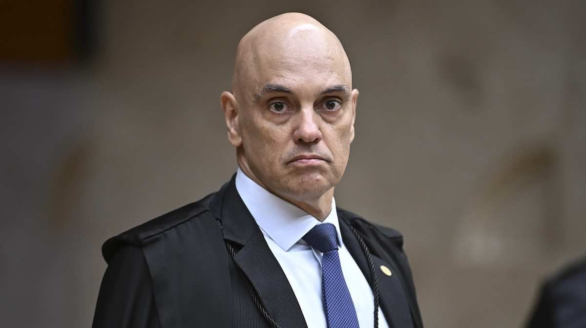 In Brasilia, Brazil, on February 19, 2026, Federal Supreme Court Justice Alexandre de Moraes participates in the plenary session of the STF following the controversial operation authorized by the justice to investigate Federal Revenue Service employees suspected of leaking information about STF members and their families.