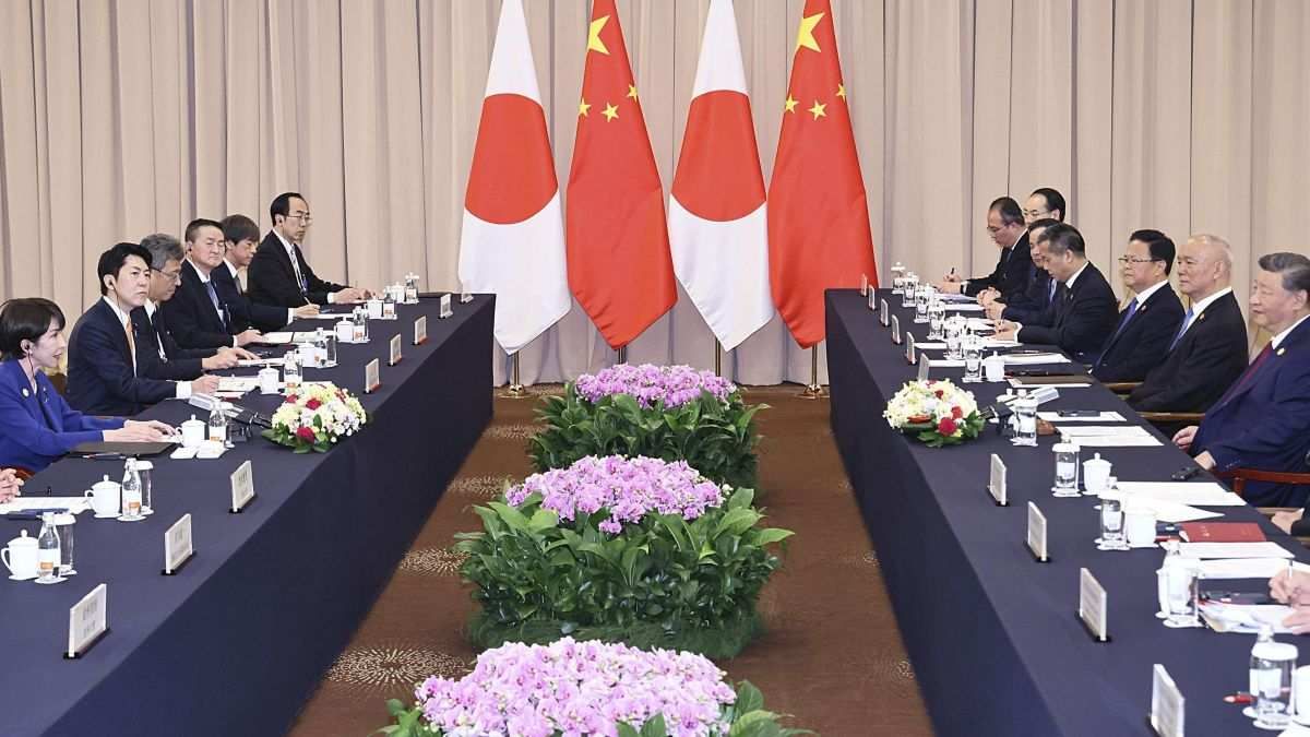 Japanese Prime Minister Sanae Takaichi holds talks with Chinese President Xi Jinping in Gyeongju, South Korea, on Oct. 31, 2025.