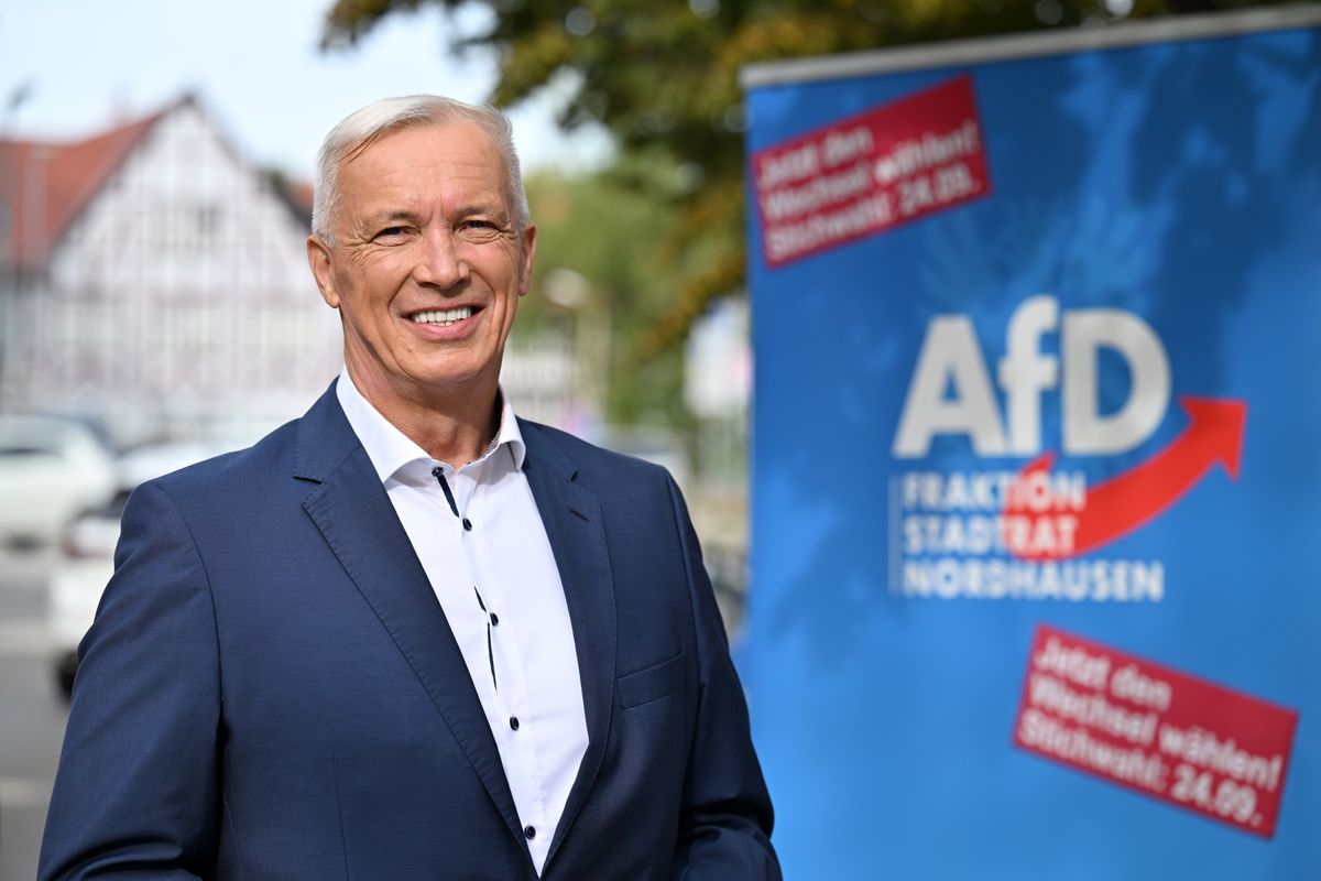 Jörg Prophet, AfD candidate for mayor in Nordhausen, stands in the city center. 