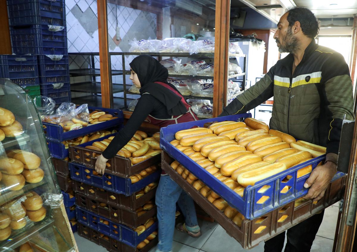 Lebanon’s bread crisis, US prices soar, Boris Johnson fined, Koreans start from zero