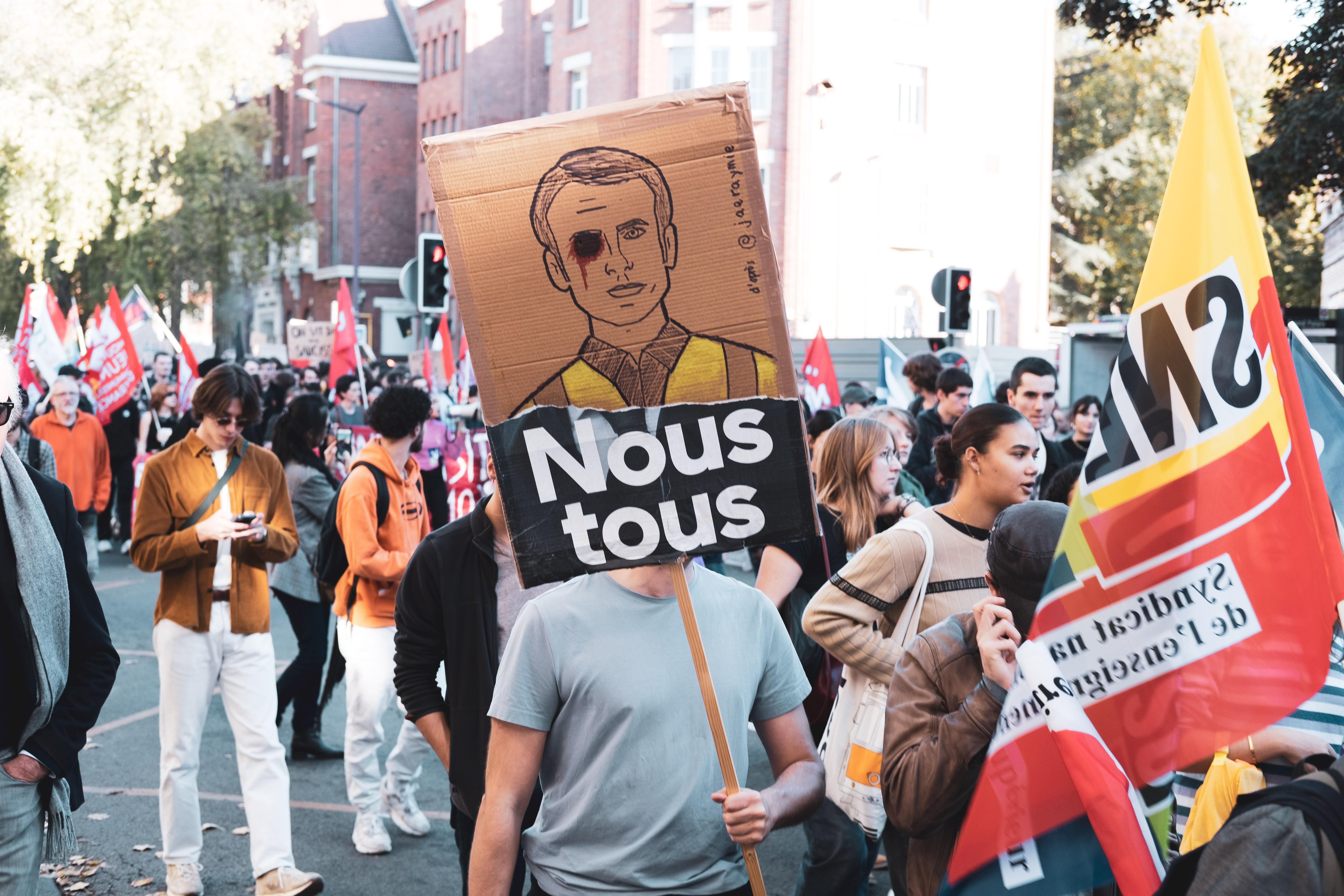 ​A cross-industry strike movement brings together several thousand people in the streets of Lille, France. 