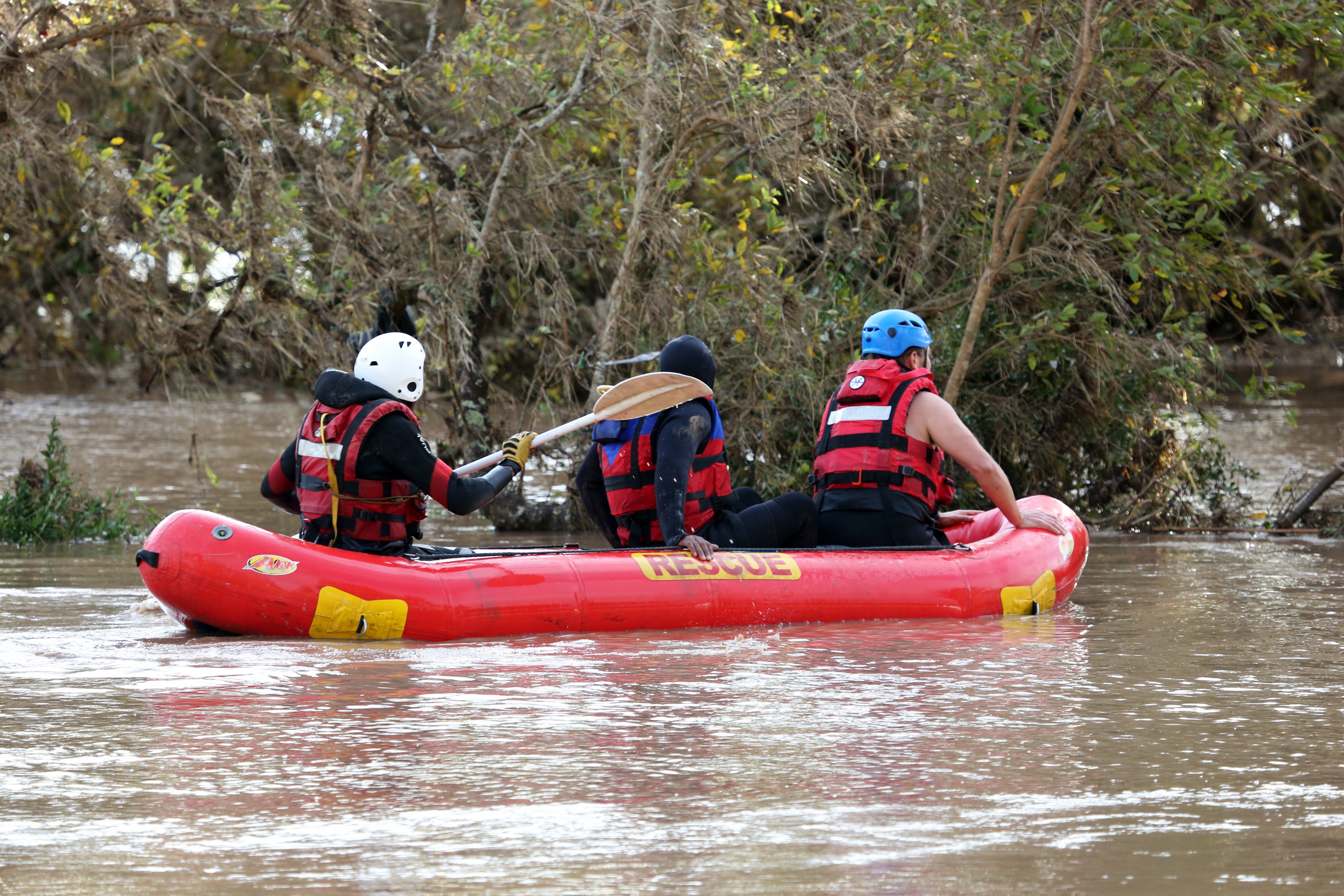 Eastern Cape EMS Rescue team searches for missing Jumba Senior secondary school students in South Africa