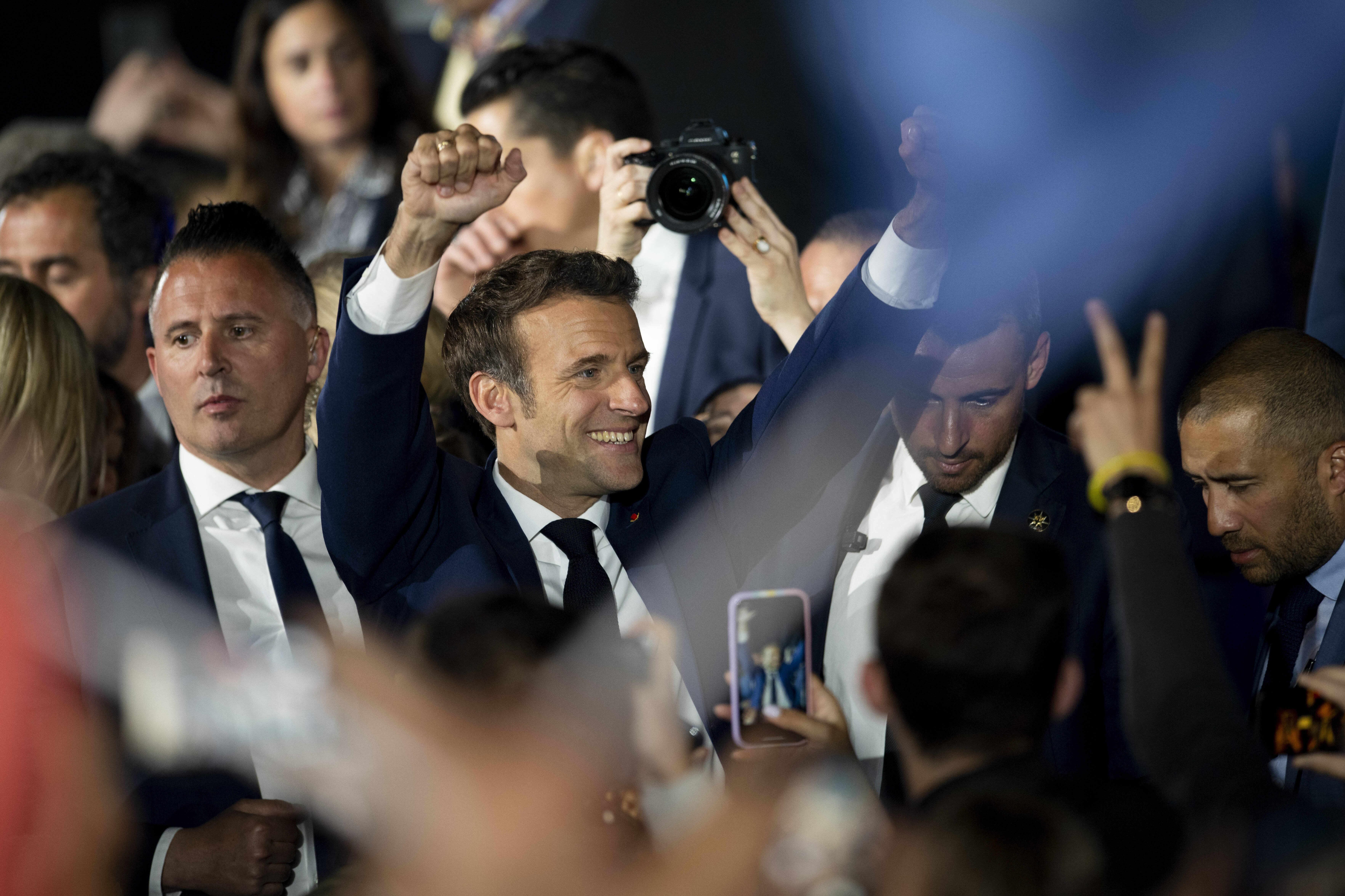 Macron beats Le Pen encore