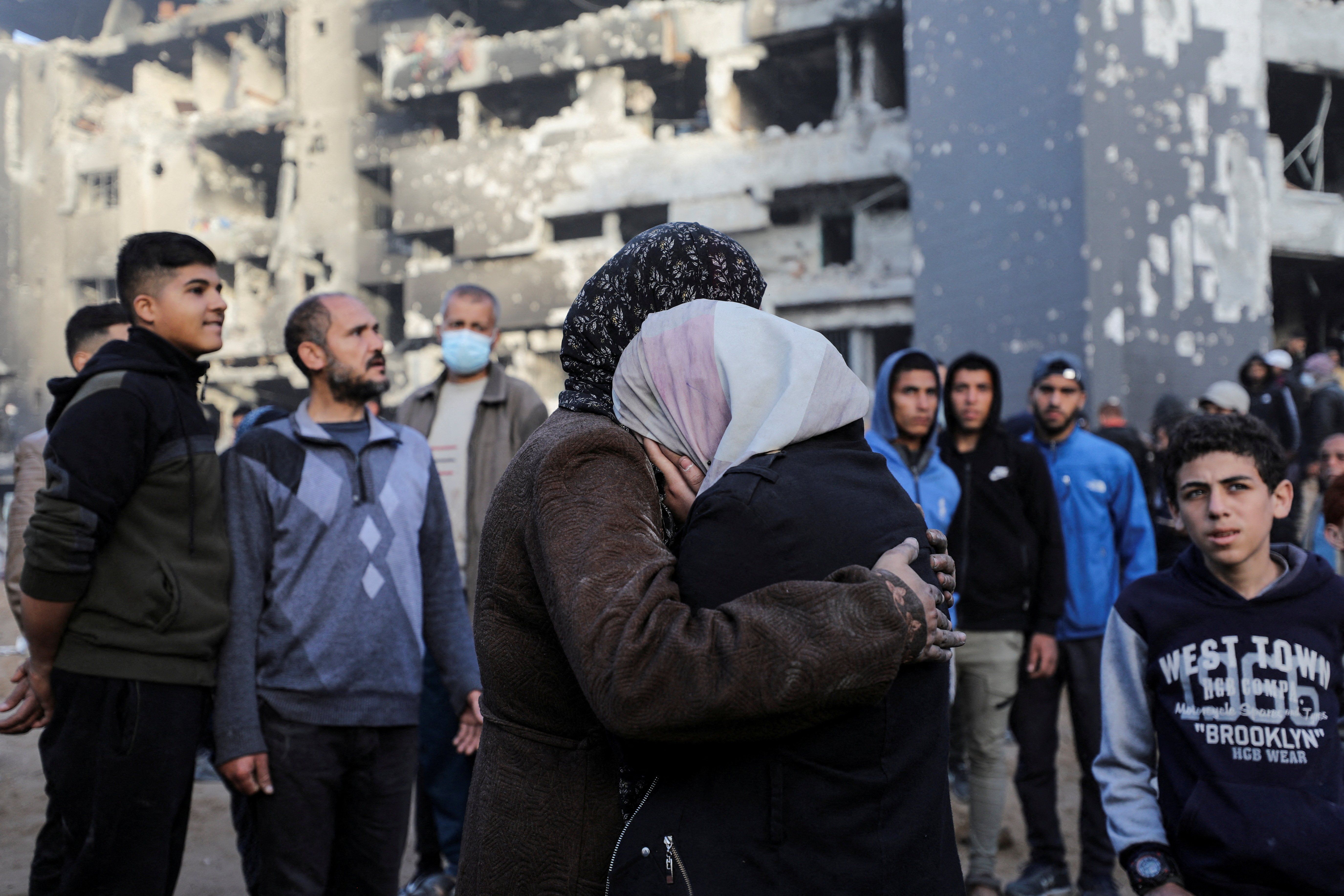 ​Palestinians react as they inspect damages at Al Shifa Hospital after Israeli forces withdrew from the Hospital and the area around it following a two-week operation, amid the ongoing conflict between Israel and Hamas, in Gaza City April 1, 2024. 