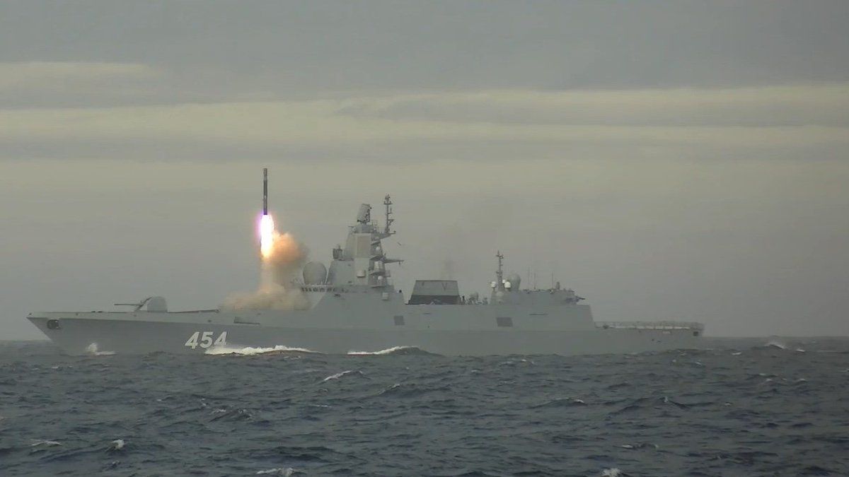 ​This footage, published Sunday (29May2022) shows the Frigate Admiral of the Fleet of the Soviet Union Gorshkov conducts a test firing of Zircon hypersonic cruise missile in the Barents Sea. According to the Russian Ministry of Defence, the test firing hit a target in the White Sea. It was part of a test of new Russian weapons. Russian officials claimed the missile successfully hit a sea target located at a distance of about 1,000 km. Where: Russian Federation 