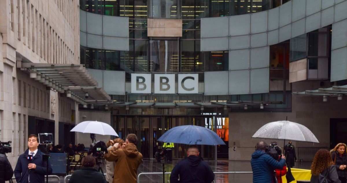 ​Members of the media gather outside Broadcasting House, the BBC headquarters in central London, as BBC Director General Tim Davie and BBC News CEO Deborah Turness resign following accusations of bias and the controversy surrounding the editing of the Trump speech before the Capitol riots on 6 January 2021 in a BBC Panorama documentary.