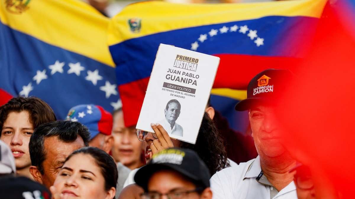 ​People attend a demonstration to demand the release of Venezuelan opposition politician Juan Pablo Guanipa, in Maracaibo, Venezuela, on February 9, 2026.