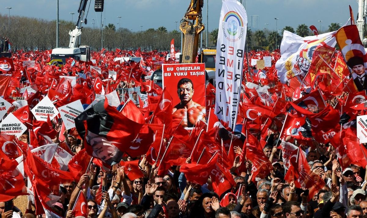 ​People attend a rally to protest against the arrest of Istanbul Mayor Ekrem Imamoglu as part of a corruption investigation in Istanbul, Turkey, on March 29, 2025. 