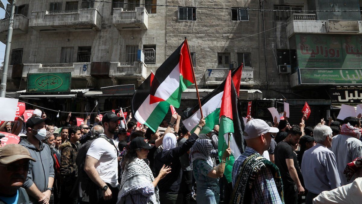 ​People protest in support of Palestinians in Gaza, amid the ongoing conflict between Israel and Hamas, in Amman, Jordan, April 5, 2024.