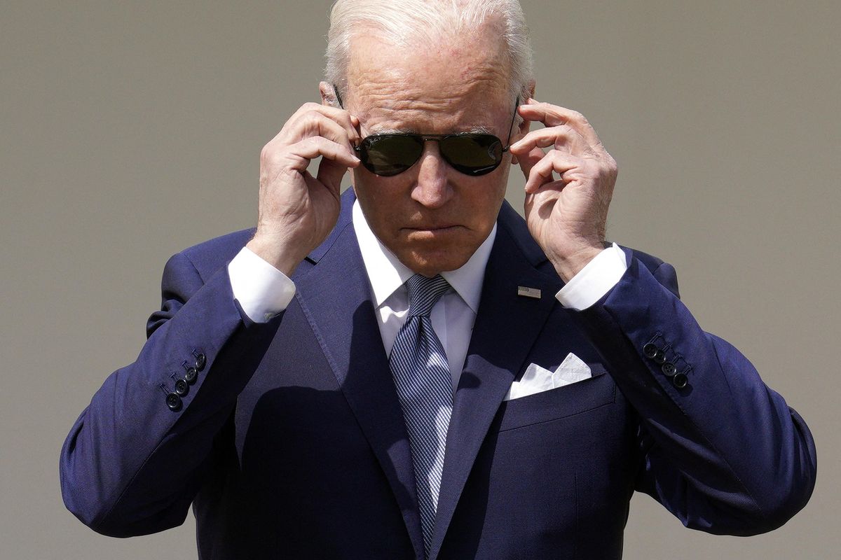 No wartime boost for Biden