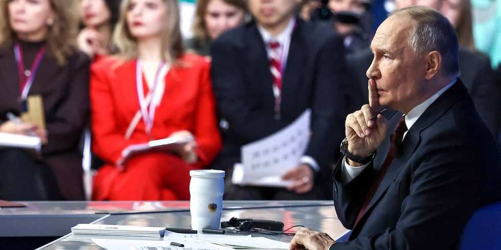 ​Russian President Vladimir Putin attends his annual end-of-year press conference and phone-in in Moscow, Russia December 19, 2025. 