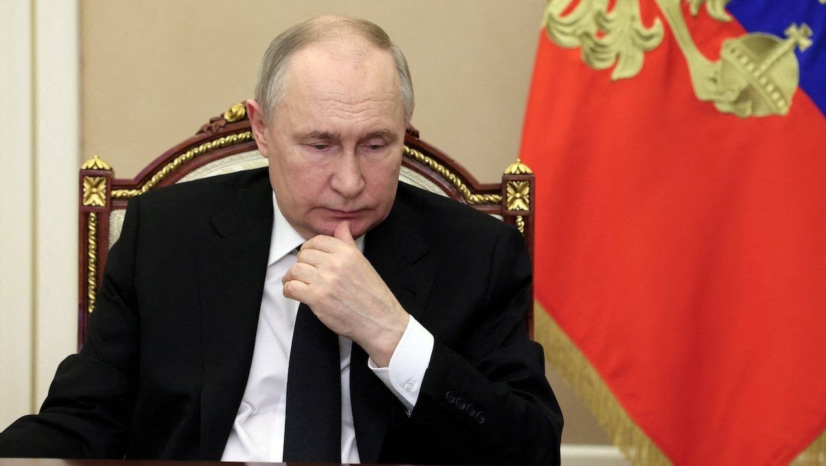 ​Russian President Vladimir Putin chairs a meeting to discuss the attack on the Crocus City Hall concert venue, outside Moscow, Russia, March 25, 2024.