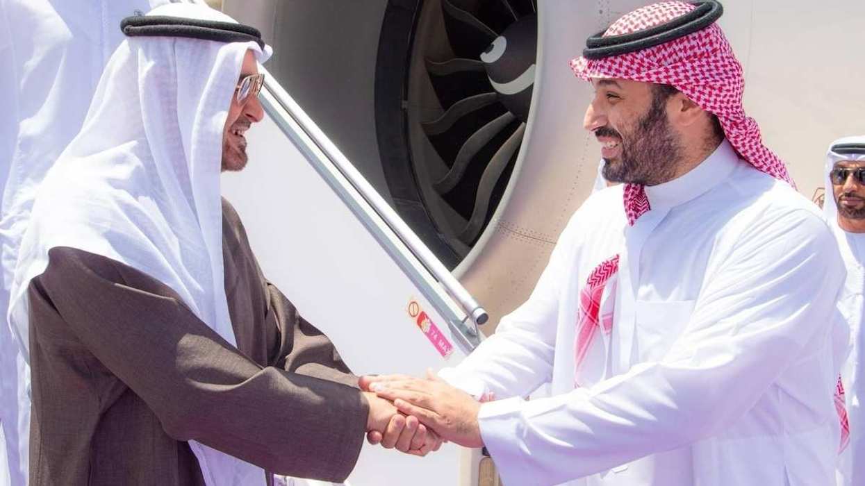 Saudi Arabia's MBS shaking hands with the UAE President Mohammed bin Zayed Al Nahyan