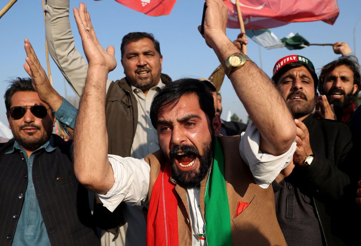 Supporters of former Prime Minister Imran Khan's party.