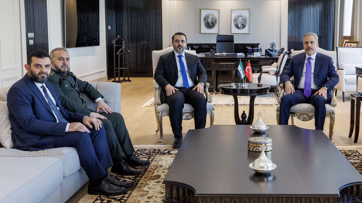 Syrian Foreign Minister Asaad Hassan al-Shibani, accompanied by General Intelligence Service Director Hussein Al-Salama and Defence Minister Murhaf Abu Qasra, meets with his Turkish counterpart Hakan Fidan in Ankara, Turkey, August 13, 2025. 