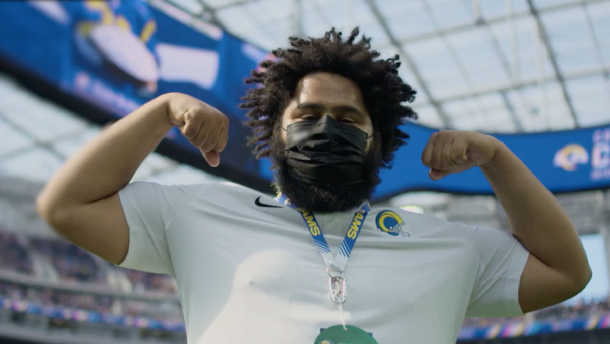 Teaming up with an “unstoppable” intern: Bank of America in partnership with LA Rams