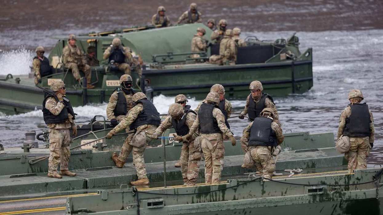 U.S. Army soldiers take part in a U.S.-South Korea joint river-crossing exercise.