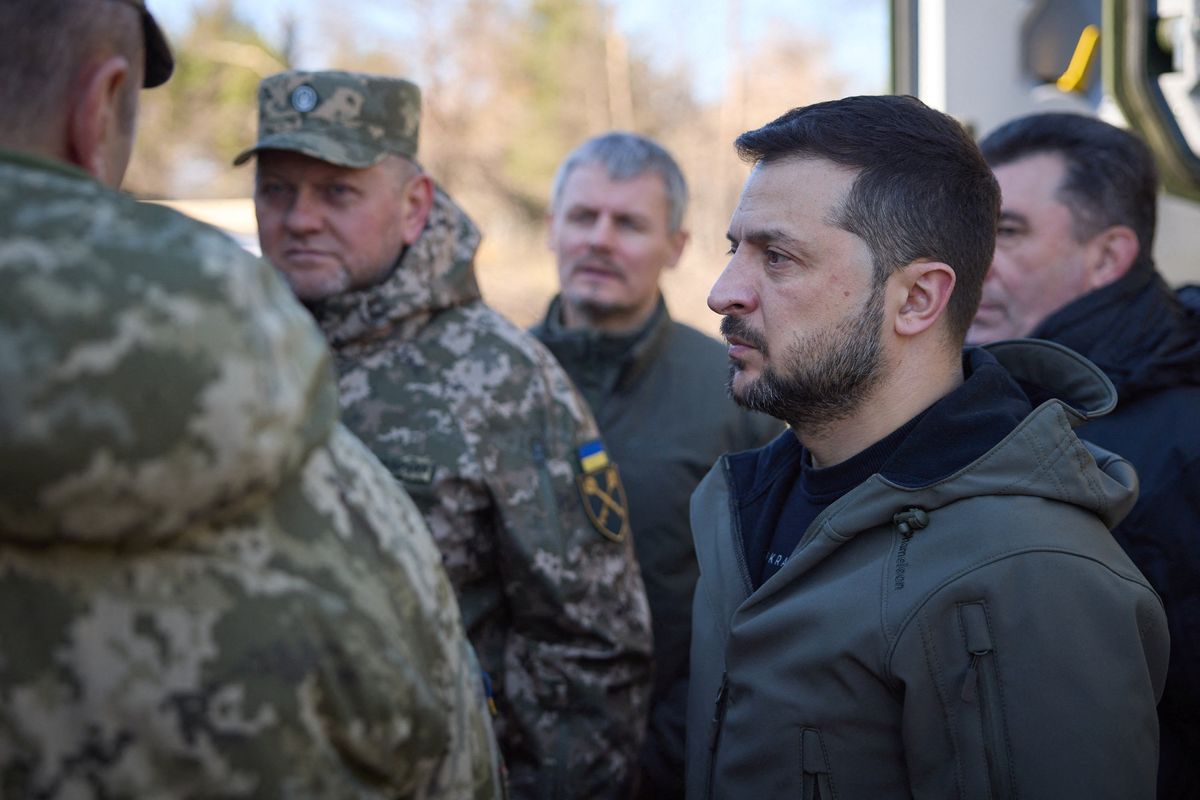 Ukraine's President Volodymyr Zelenskiy and Commander in Chief of the Ukrainian Armed Forces Valerii Zaluzhnyi visit an artillery training centre, amid Russia's attack on Ukraine, at an undisclosed location in Ukraine November 3, 2023.