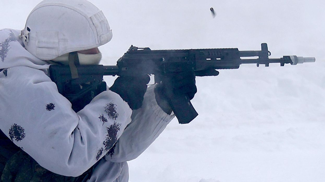 Ukrainian diplomat: Invading would ruin Putin