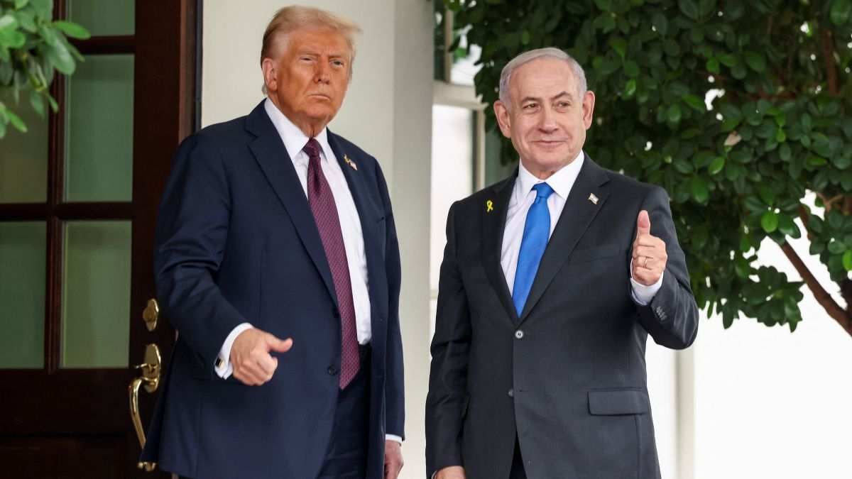 ​US President Donald Trump greets Israeli Prime Minister Benjamin Netanyahu in Washington, D.C., USA, on September 29, 2025.